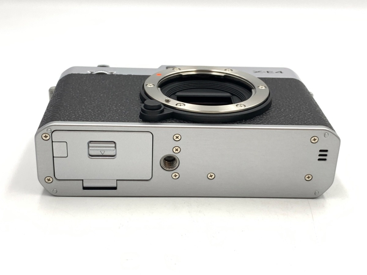 フジフイルム X-E4 ボディ シルバー