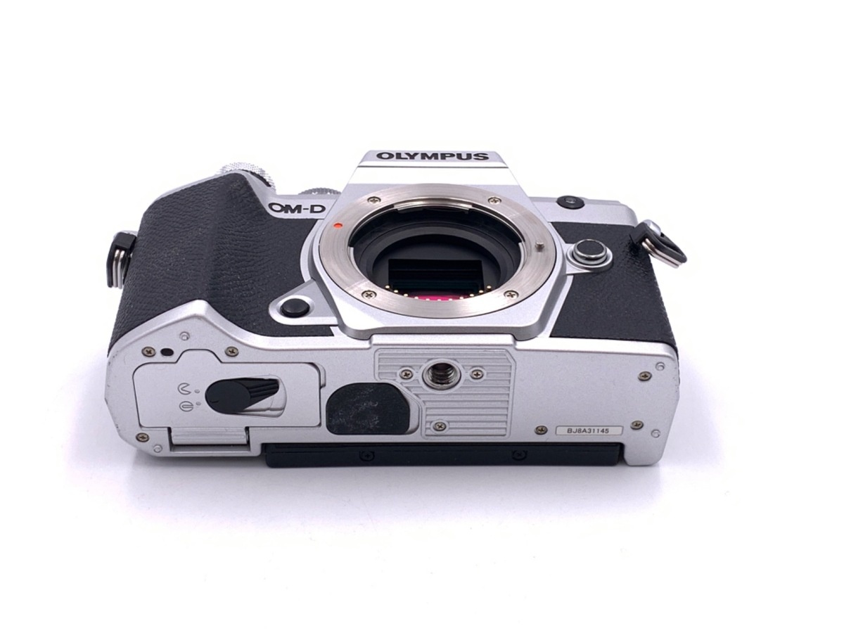 オリンパス OM-D E-M5 MarkIII ボディ シルバー