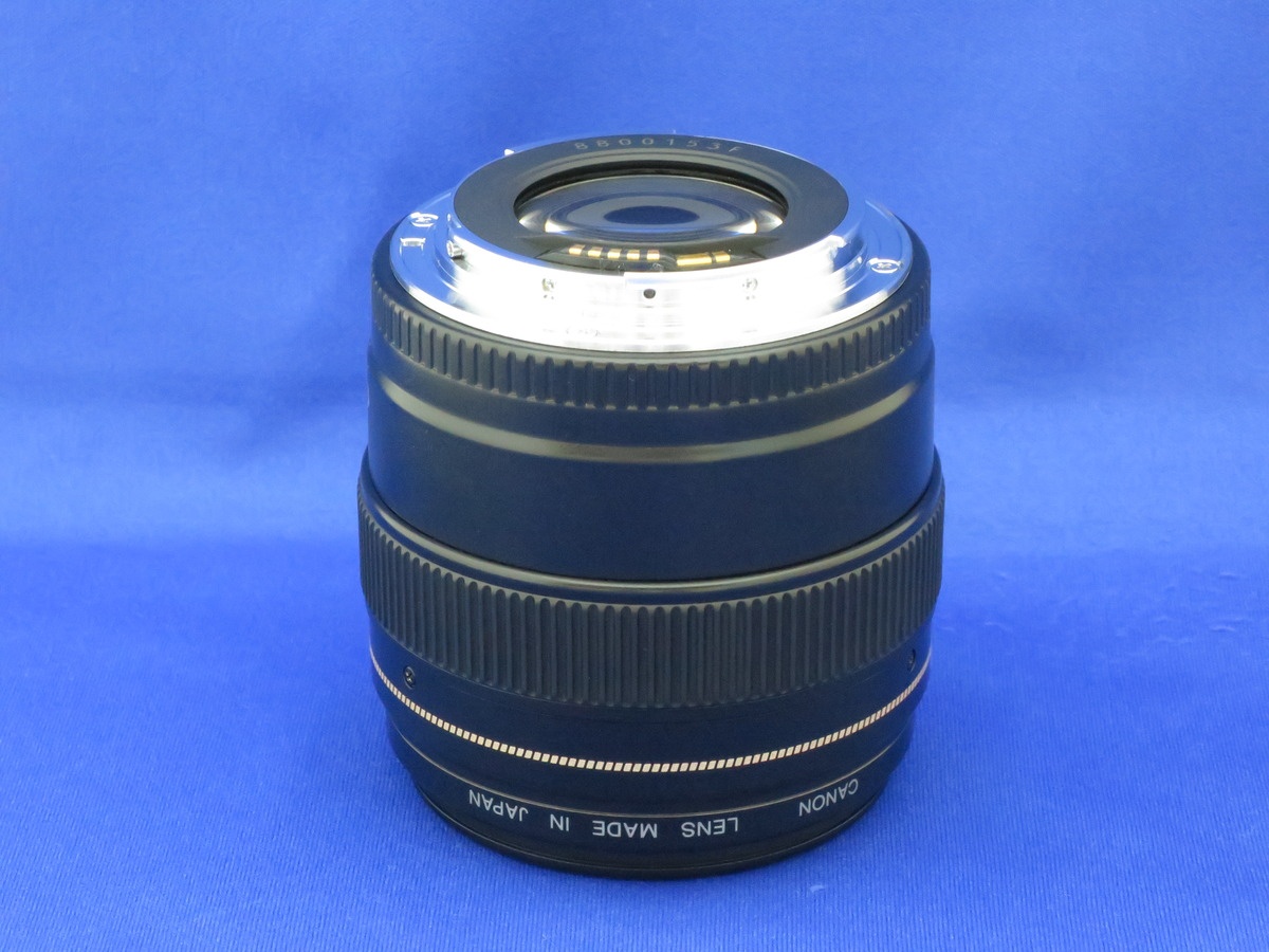 キヤノン EF100mm F2 USM