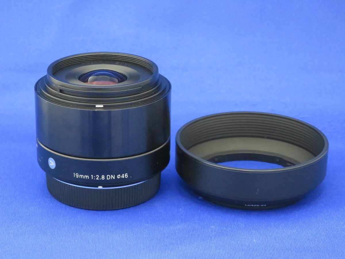 シグマ 19mm F2.8 DN マイクロフォーサーズ用 ブラック