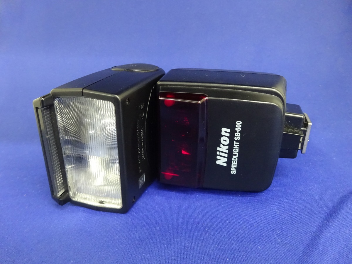 ニコン スピードライト SB-600