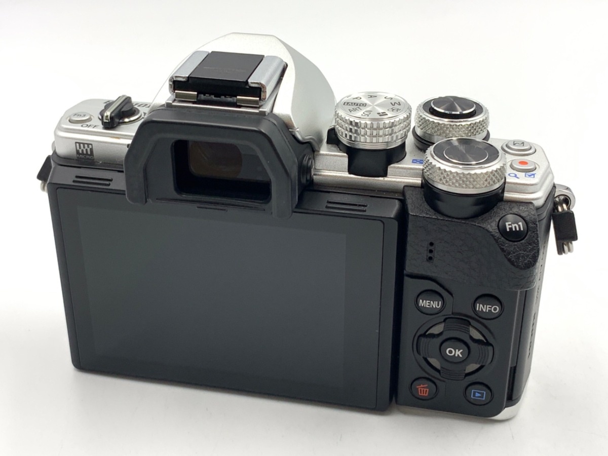 オリンパス OM-D E-M10 MarkII ボディ シルバー