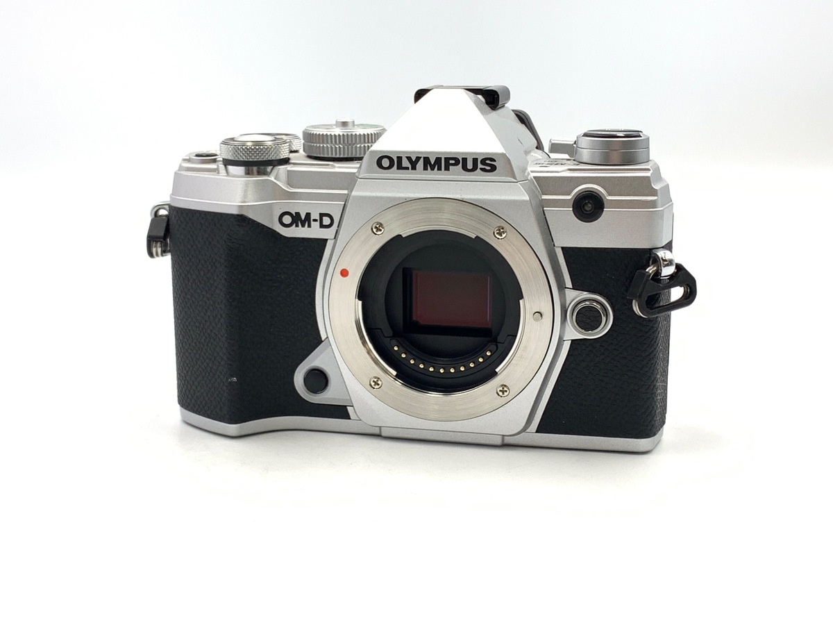 オリンパス OM-D E-M5 MarkIII ボディ シルバー