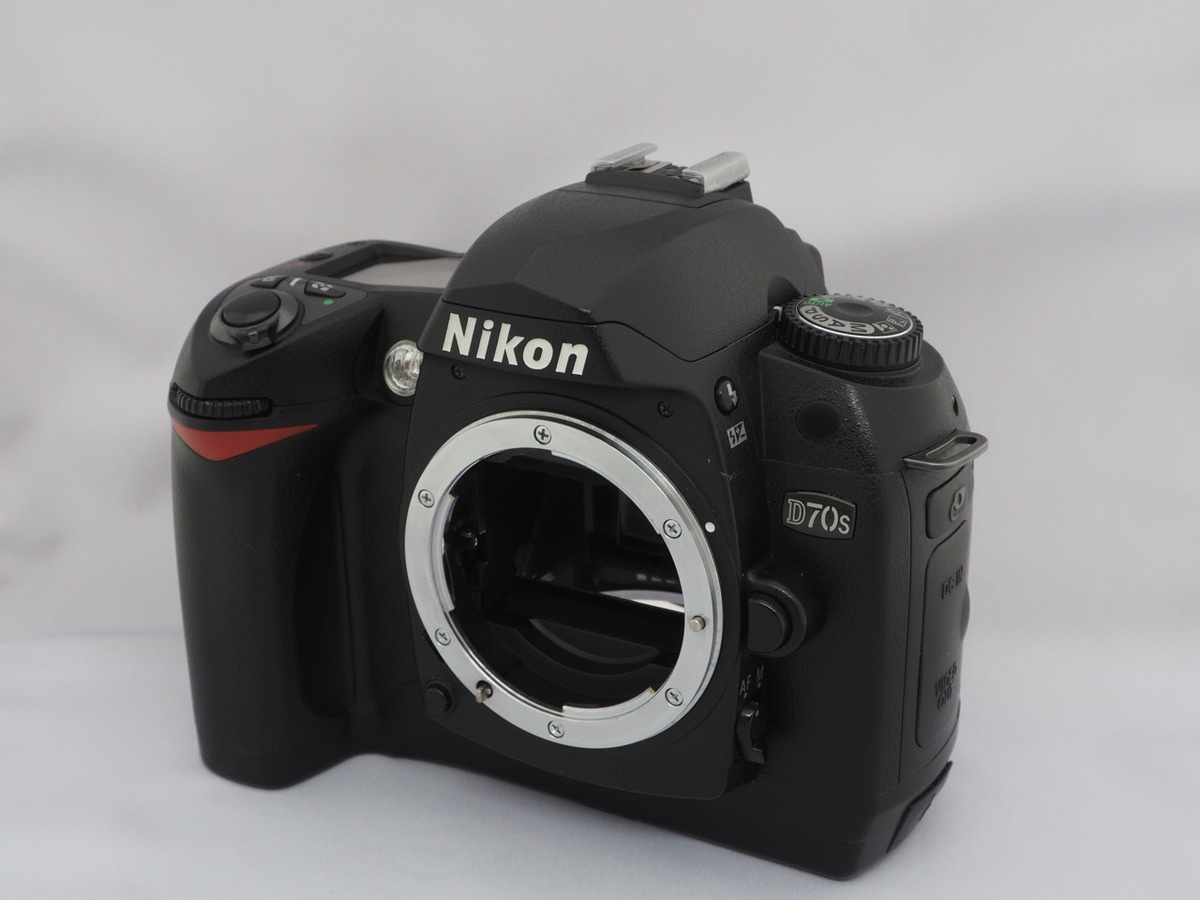 ニコン D70s