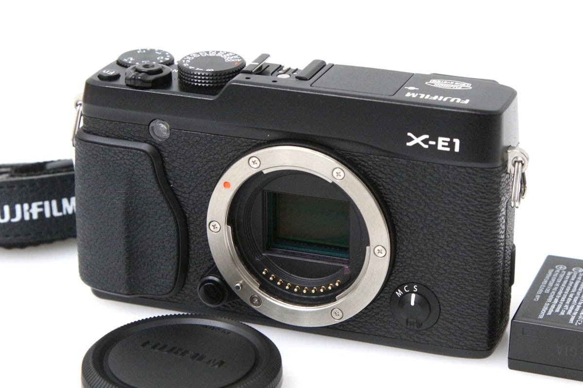 X-E1 ボディ ブラック CA01-R1036-2P1A