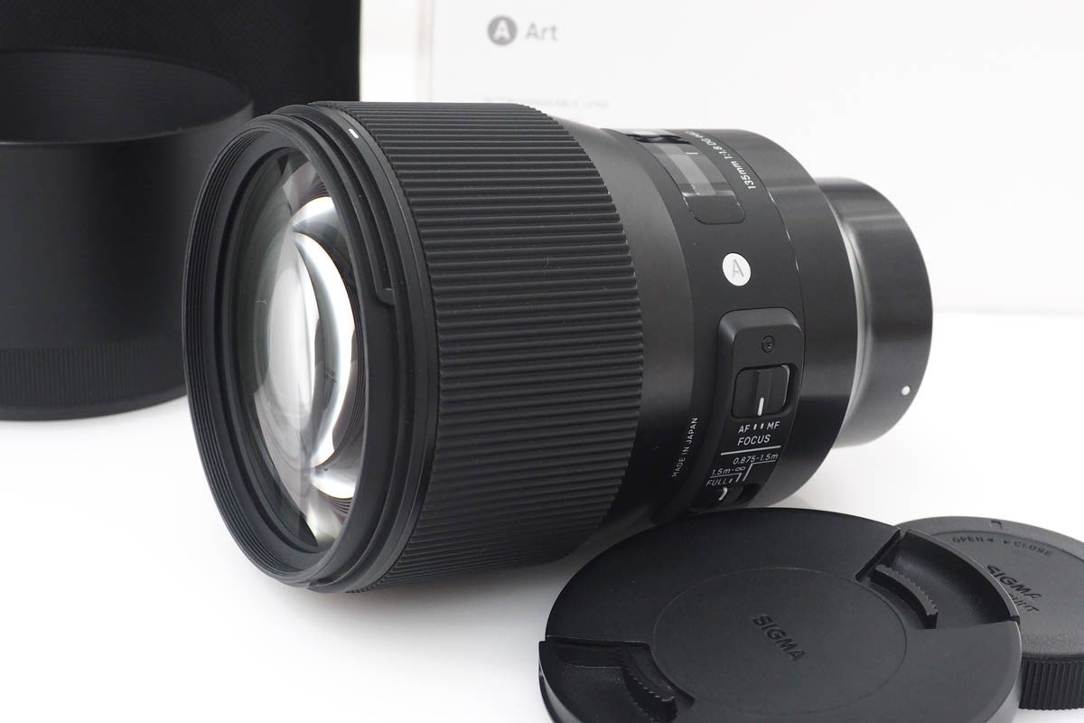 135mm F1.8 DG HSM [ソニーE用] CA01-R639-3W3