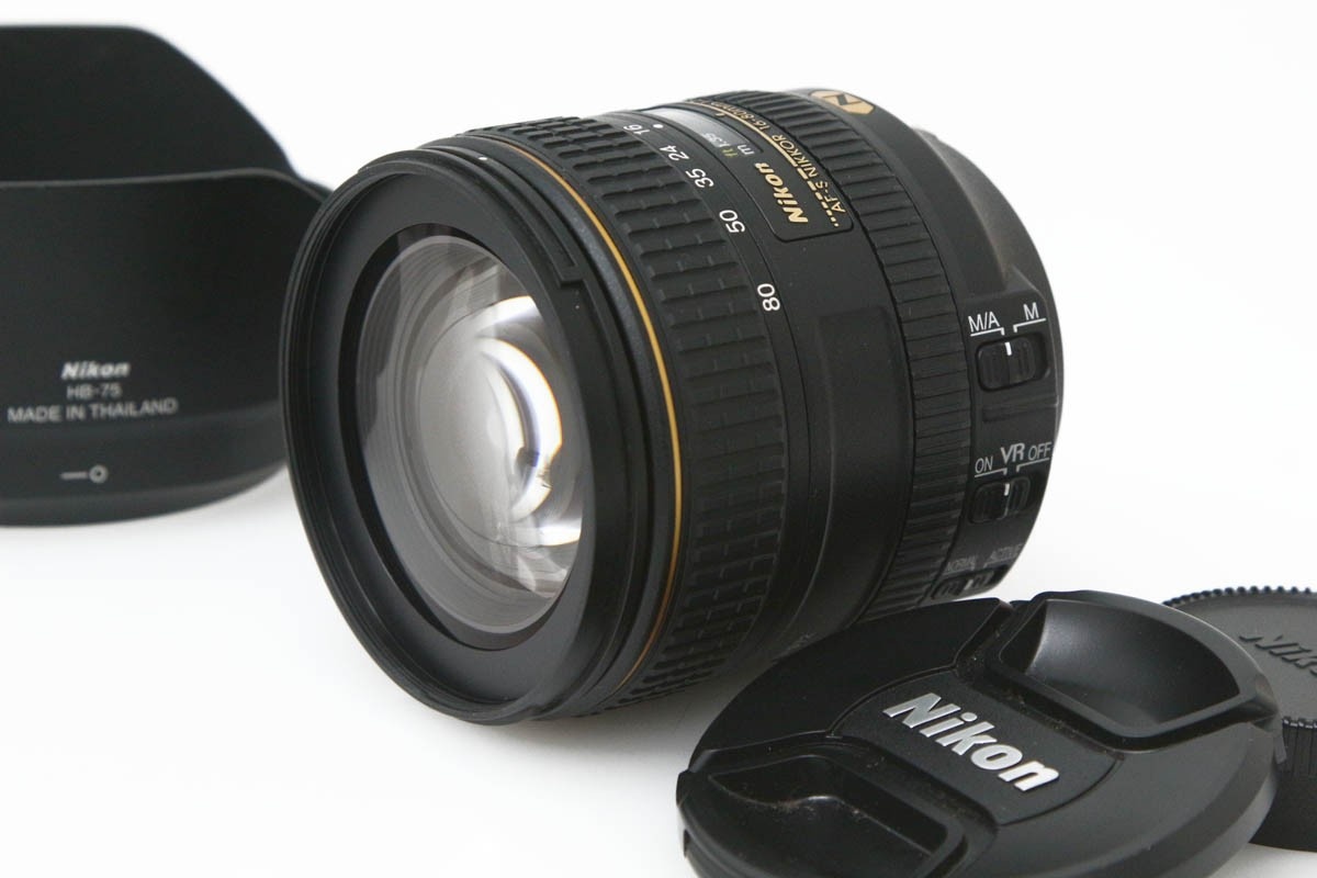 AF-S DX NIKKOR 16-80mm f/2.8-4E ED VR CA01-R1144-2R4B
