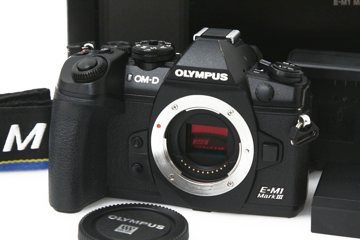 OM-D E-M1 Mark III ボディ CA01-R1085-2Q3