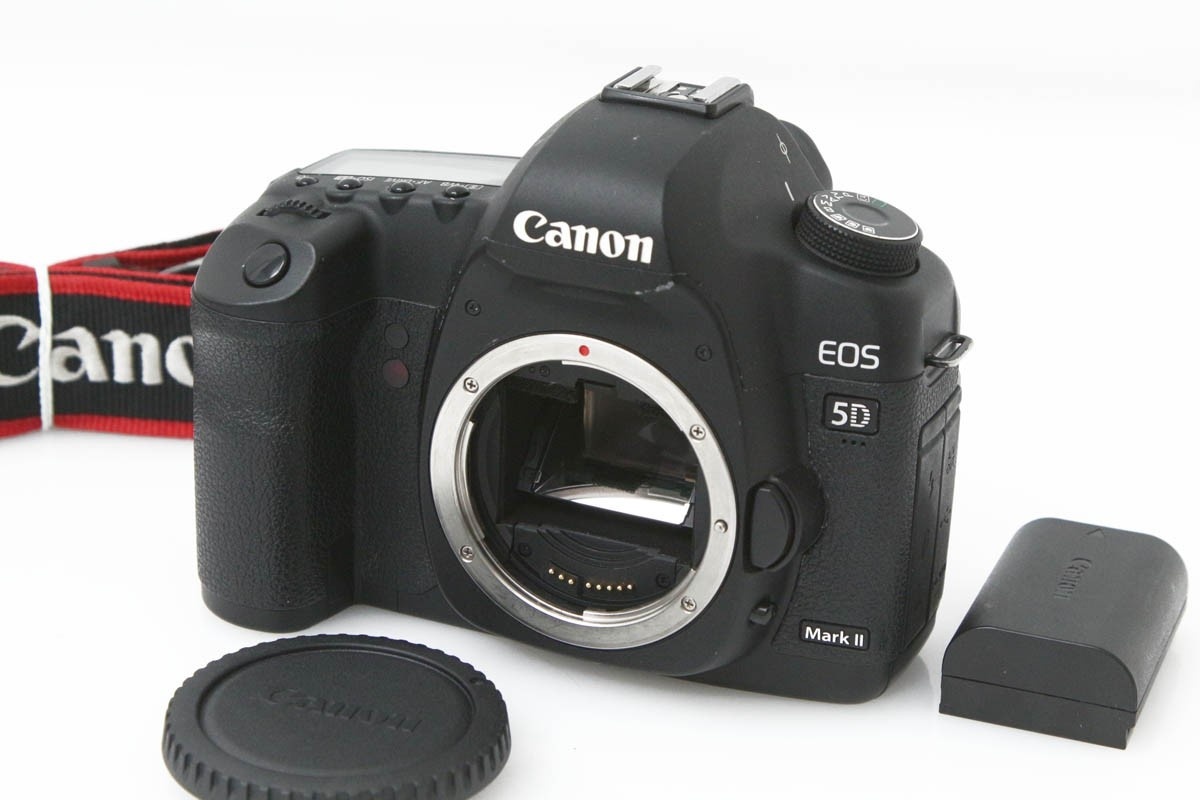 EOS 5D Mark II ボディ CA01-R1131-2Q1B-ψ