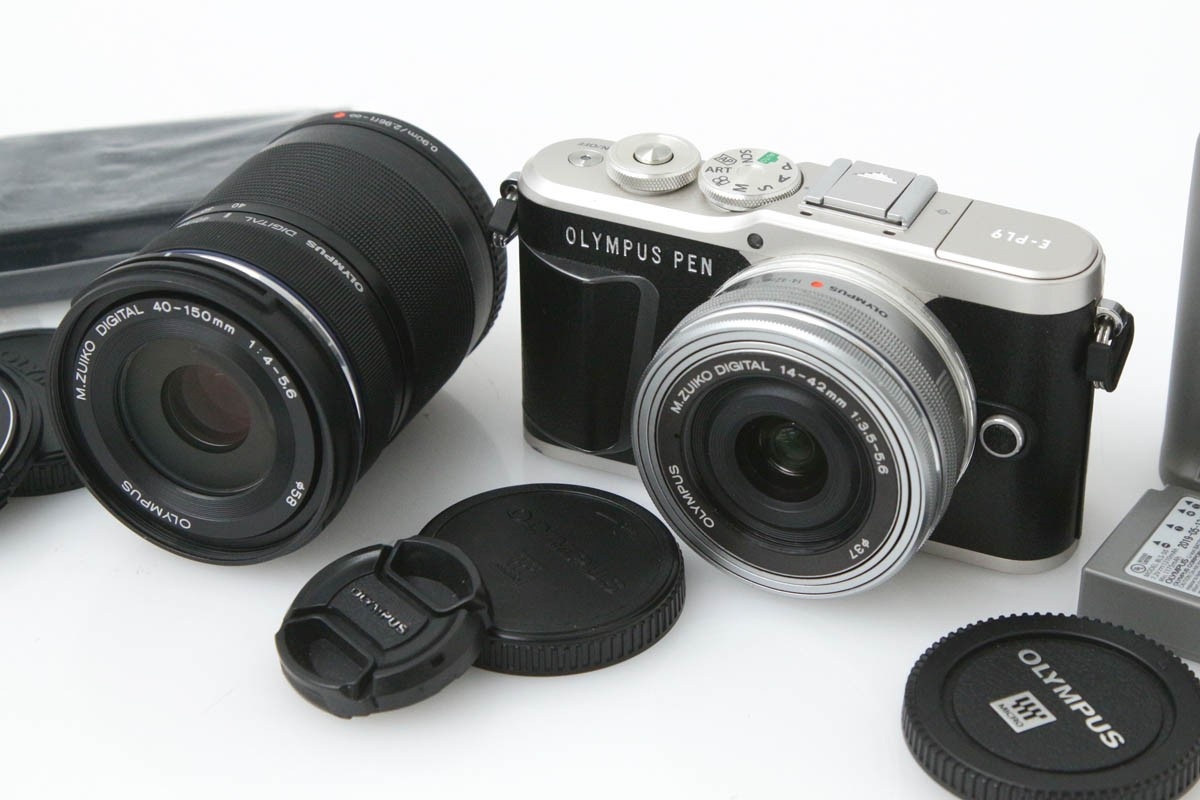 OLYMPUS PEN E-PL9 EZダブルズームキット CA01-R1363-2P1A