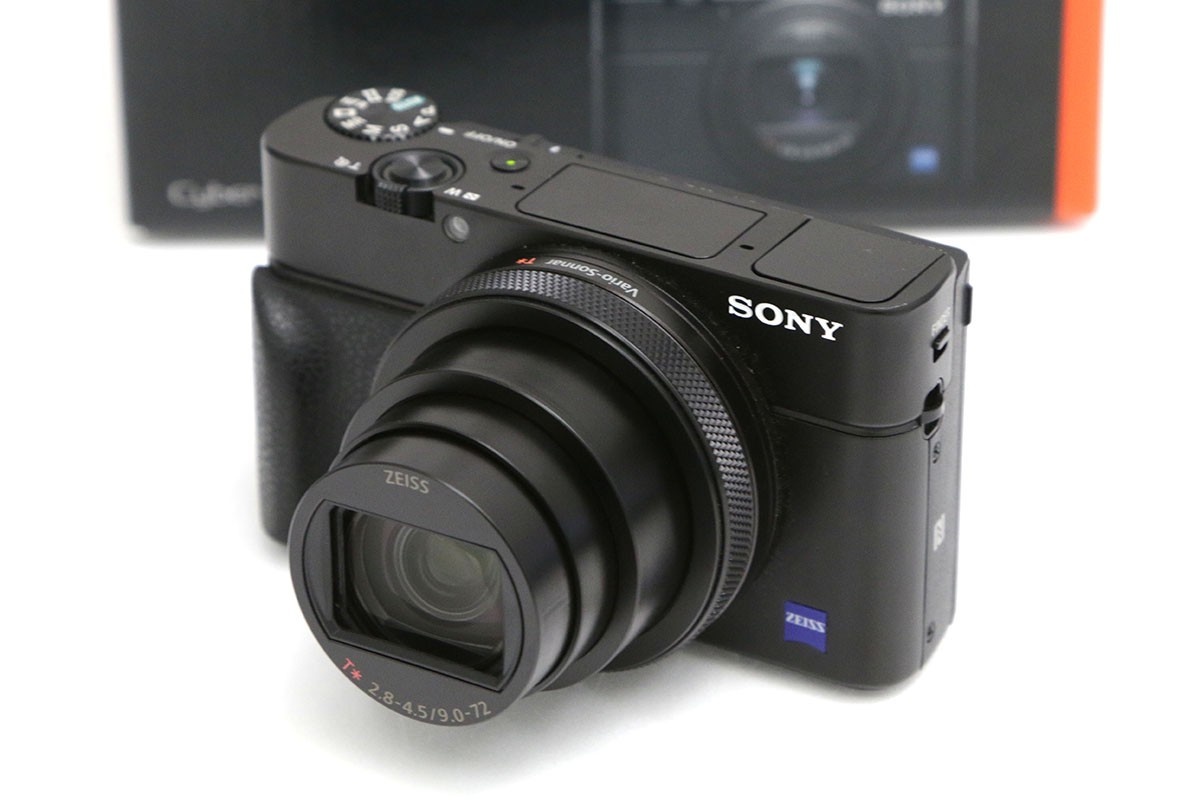 Cyber-shot DSC-RX100M6 CA01-B1225-2Q3