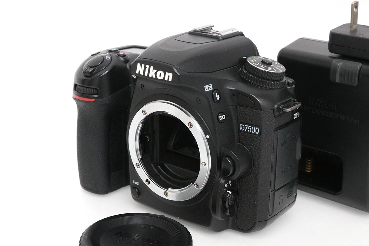 D7500 ボディ CA01-M4200-3U4A