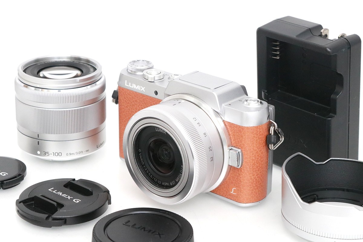 LUMIX DMC-GF7W ダブルズームレンズキット CA01-M4203-3U4B