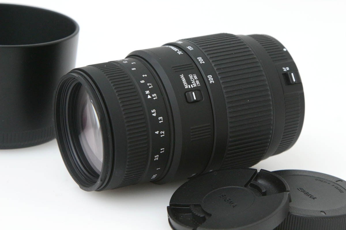 70-300mm F4-5.6 DG MACRO シグマSAマウント用 CA01-R1347-2R2B