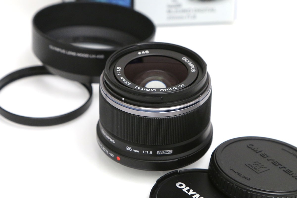 M.ZUIKO DIGITAL 25mm F1.8 [ブラック] CA01-B1431-2B3