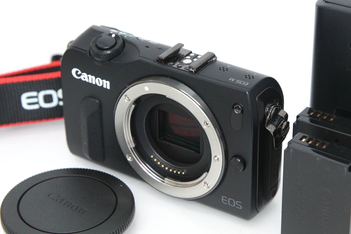 EOS M ボディ 純正予備バッテリー付 センサー清掃済み ブラック CA01-R1665-3Y2D