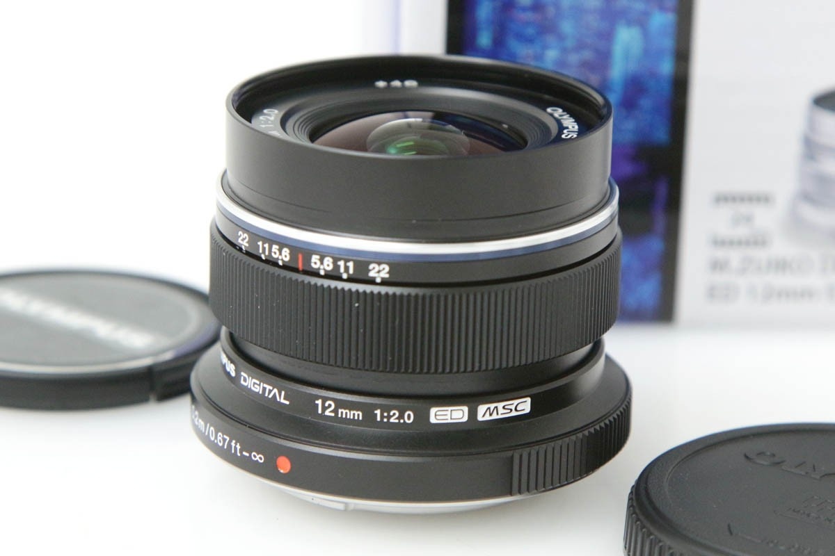 M.ZUIKO DIGITAL ED 12mm F2.0 [ブラック] CA01-R1605-2N3