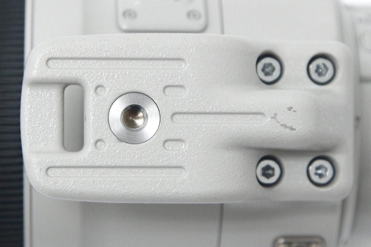 EF300mm F2.8L IS II USM CA01-H4044-2K2
