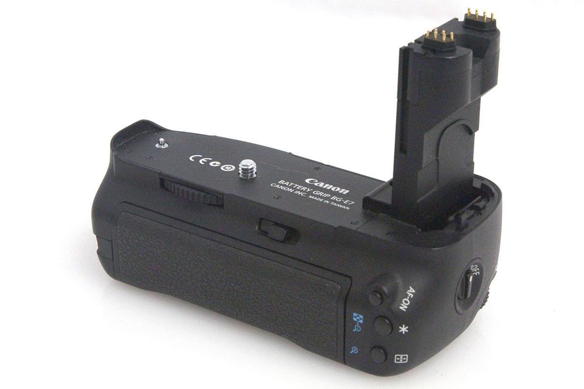 BG-E16 EOS 7D Mark II用グリップ CA01-A9357-2D2B