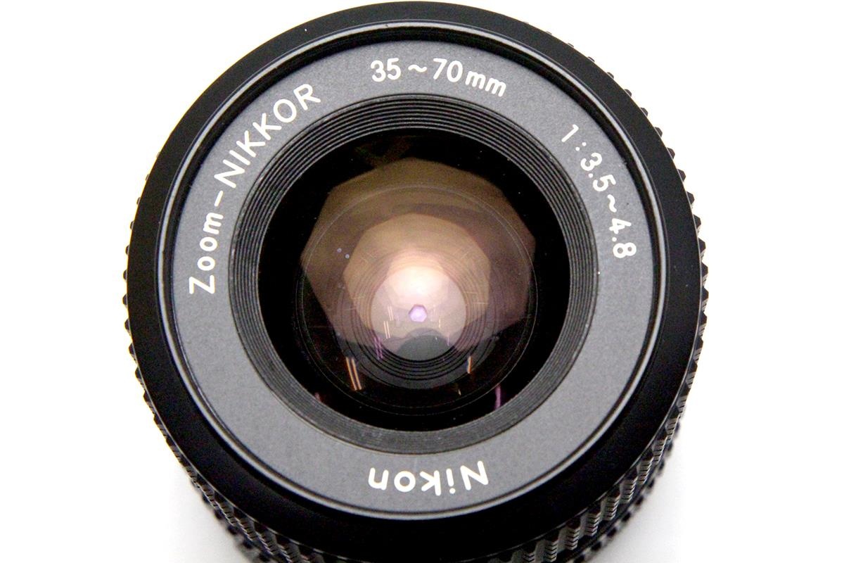 Ai-S Zoom Nikkor 35-70mm F3.3-4.8S CA01-A10530-3T2B-ψ