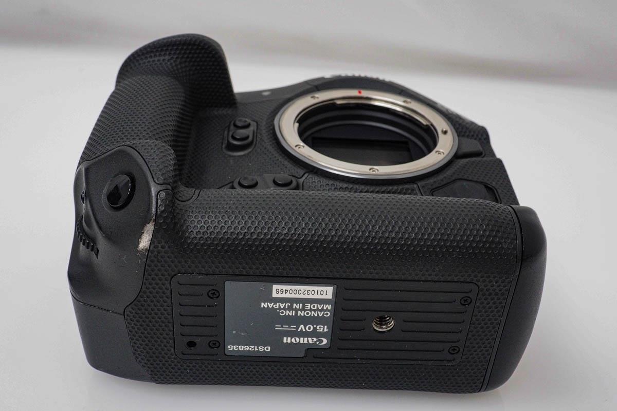EOS R3 ボディ CA01-R034-2S1