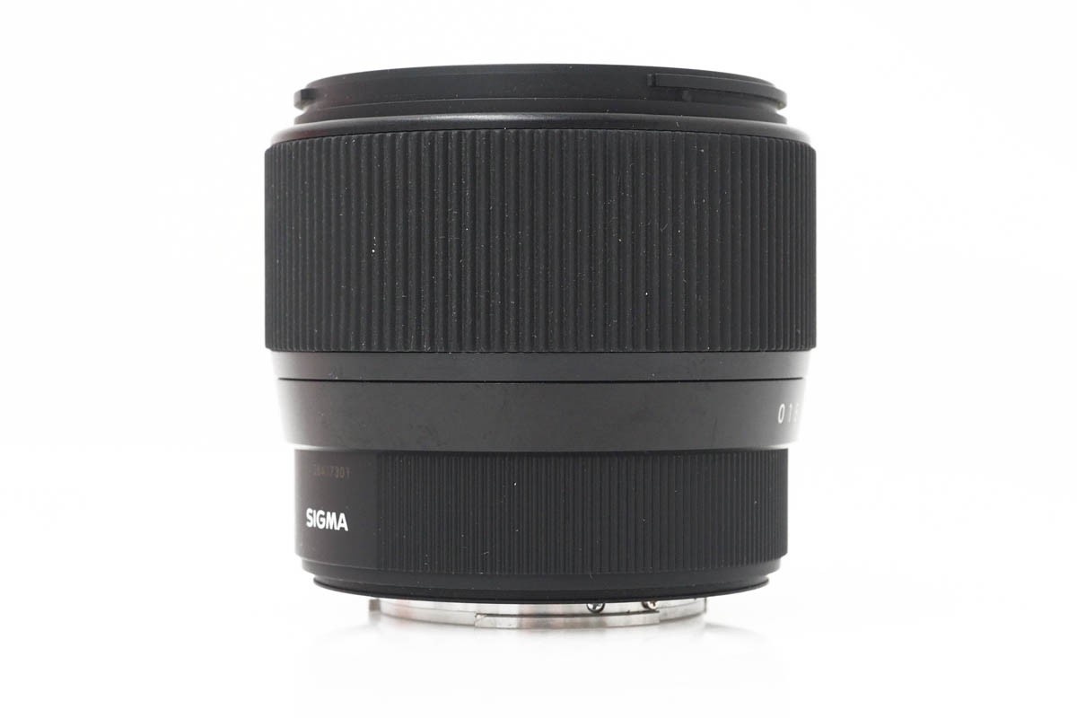 56mm F1.4 DC DN [フジフイルム用] CA01-R767-2N4