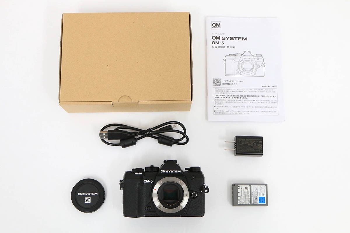 OM SYSTEM OM-5 ボディ ブラック シャッター数 2480回以下 CA01-B867-2Q3