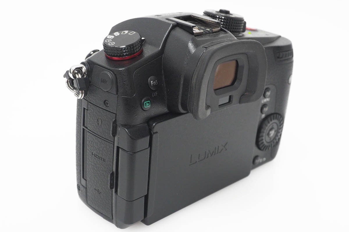 LUMIX DC-GH5S ボディ CA01-R150-2P3