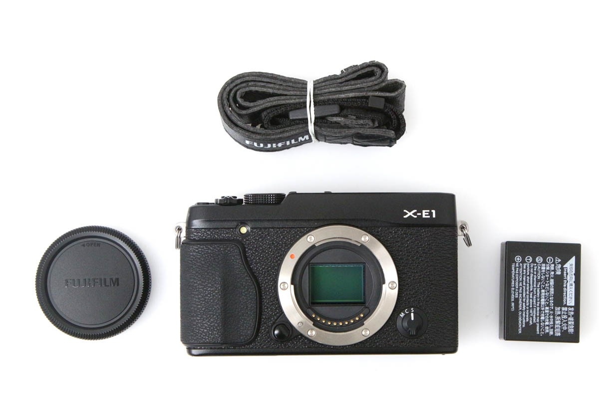 X-E1 ボディ ブラック CA01-R1036-2P1A