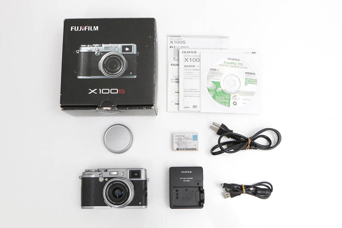 X100S CA01-B1077-2P3-ψ