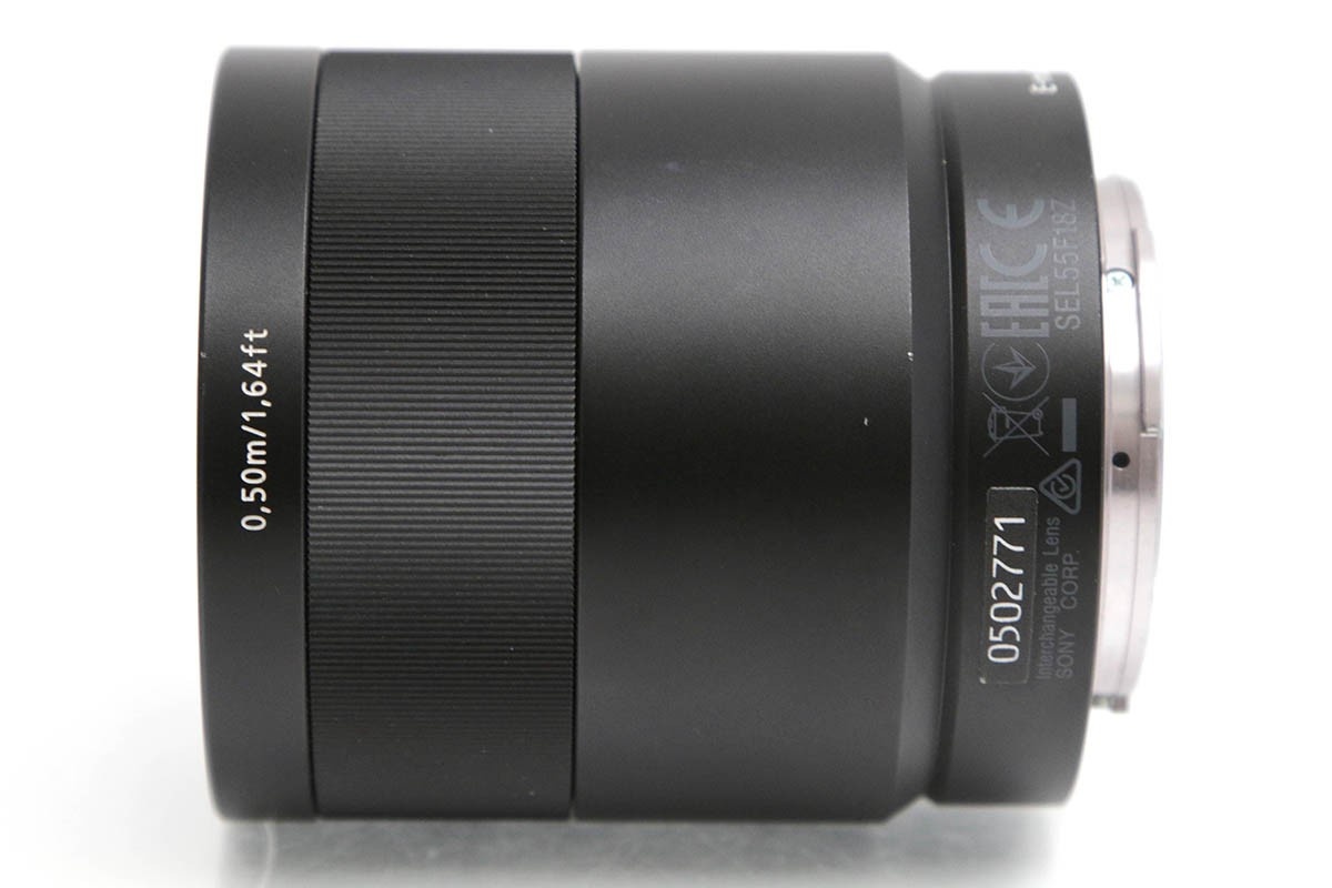 Sonnar T* FE 55mm F1.8 ZA SEL55F18Z CA01-B1079-2R4A
