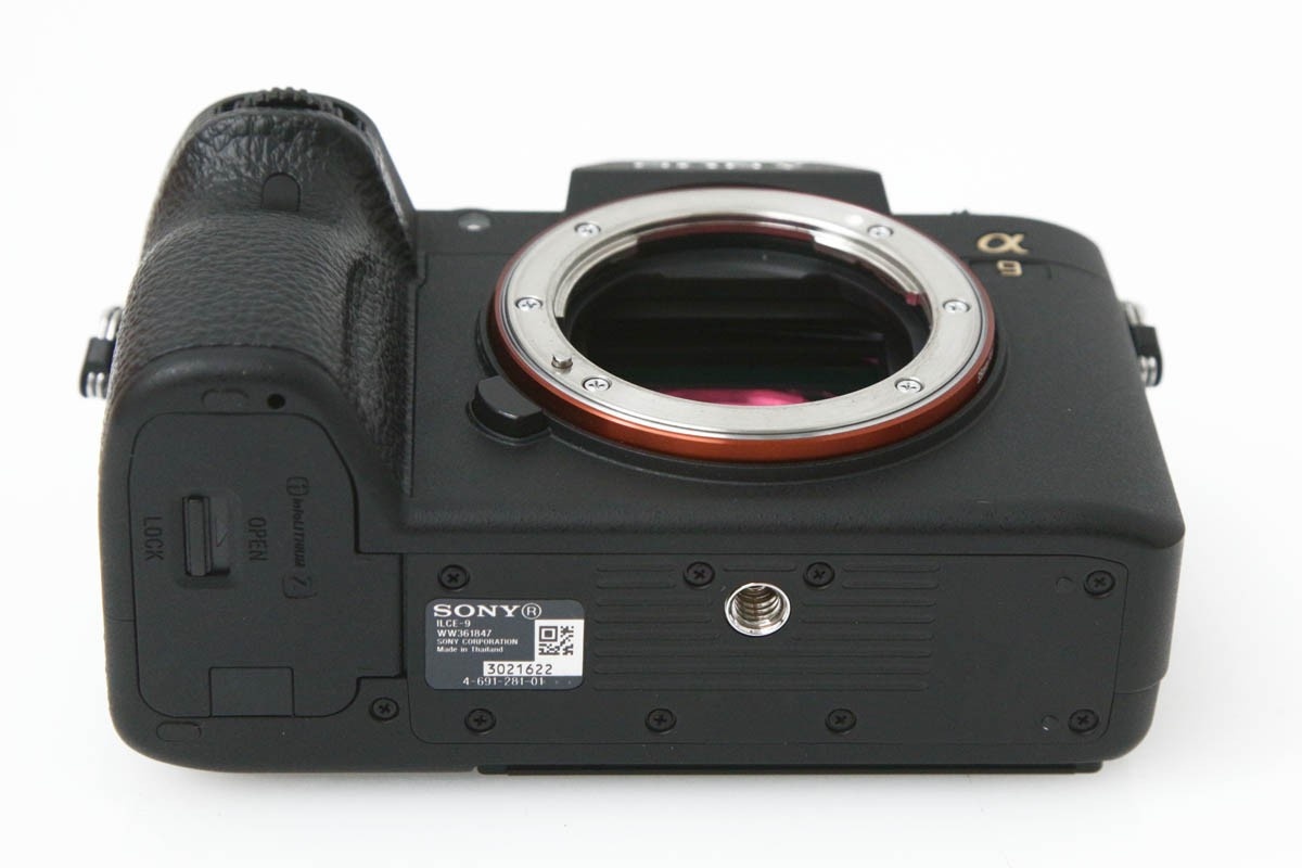 α9 ILCE-9 ボディ CA01-R1099-2P4