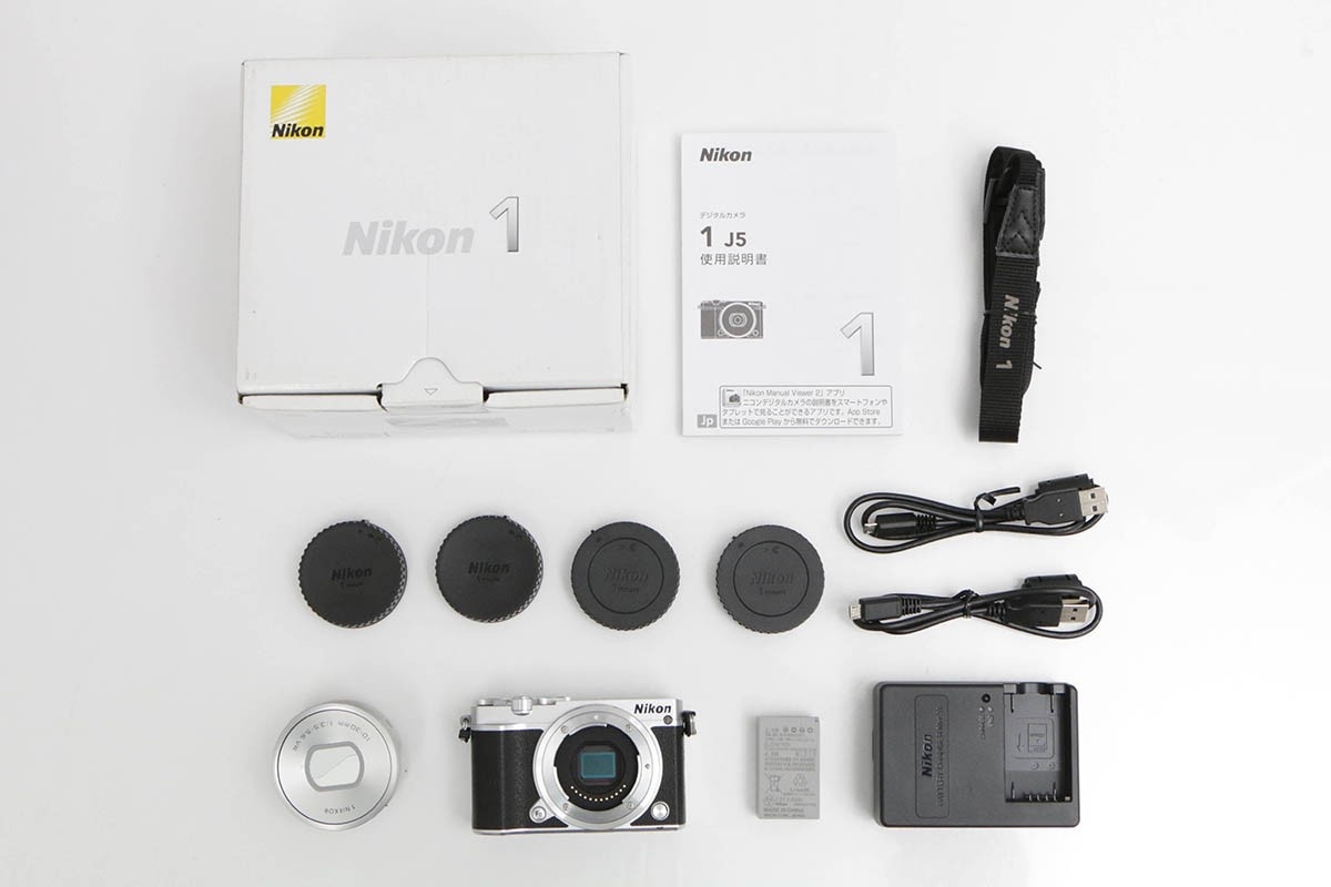 Nikon 1 J5 標準パワーズームレンズキット CA01-B1159-2Q4