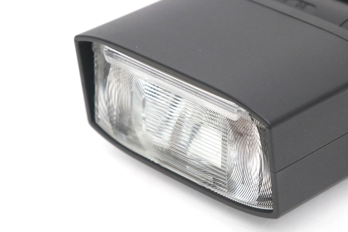 HVL-F32M CA01-M4114-2E4