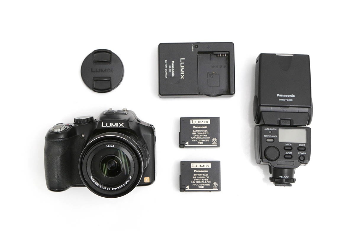 LUMIX DMC-FZ200 フラッシュ付 CA01-B1188-2Q1B-ψ