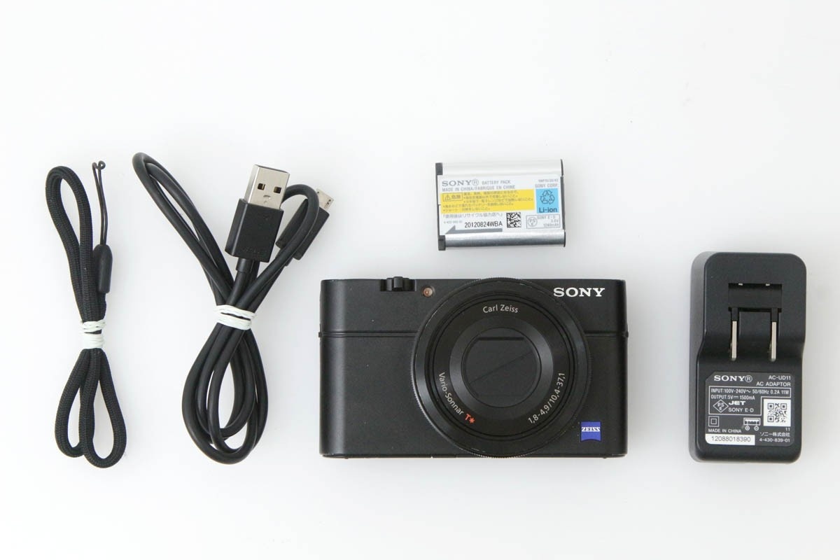 Cyber-shot DSC-RX100 CA01-R1233-2Q2B