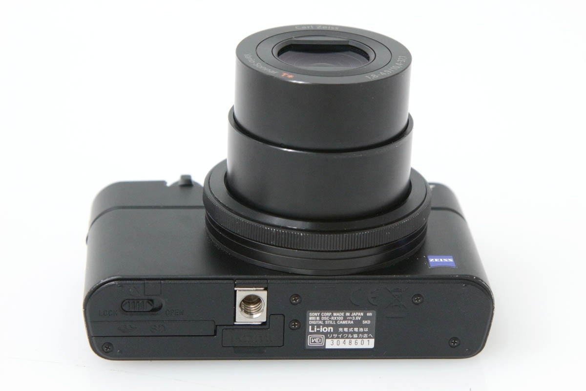 Cyber-shot DSC-RX100 CA01-R1233-2Q2B