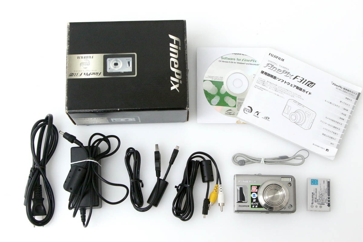 FinePix F31fd CA01-R1292-2Q4