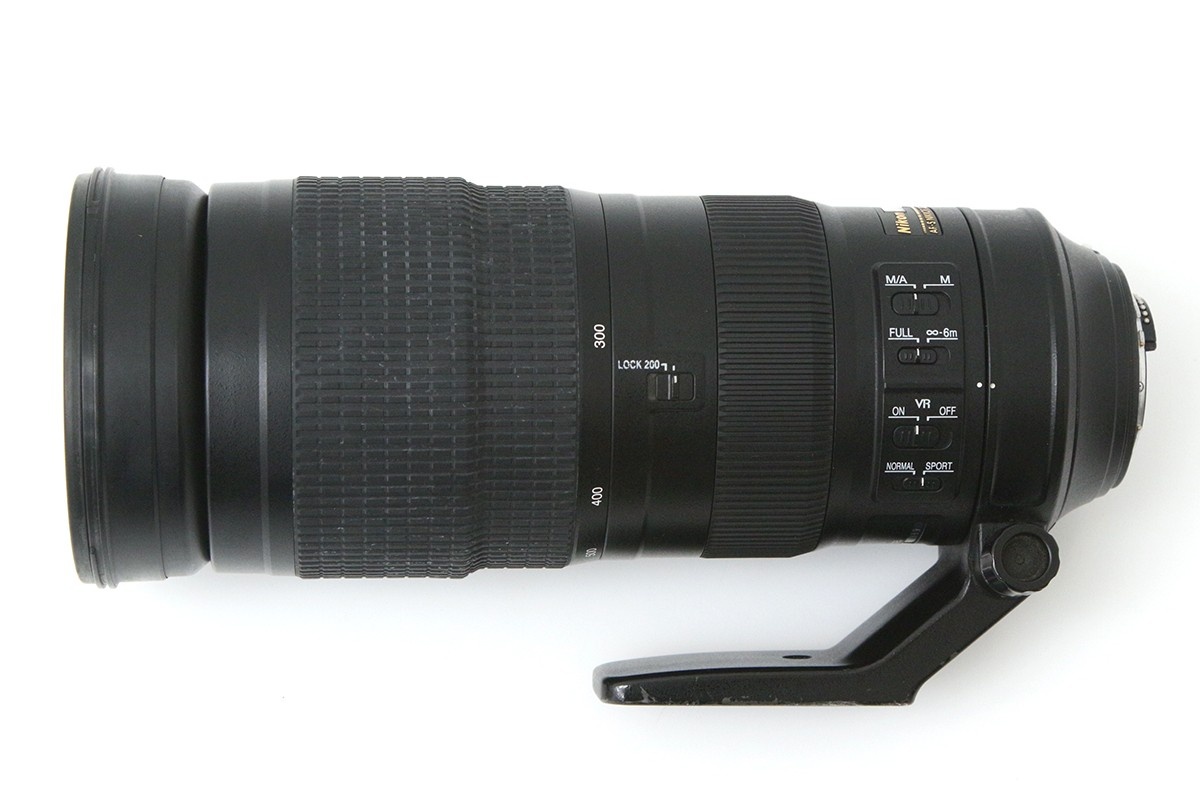 AF-S NIKKOR 200-500mm f/5.6E ED VR CA01-R1302-2R9