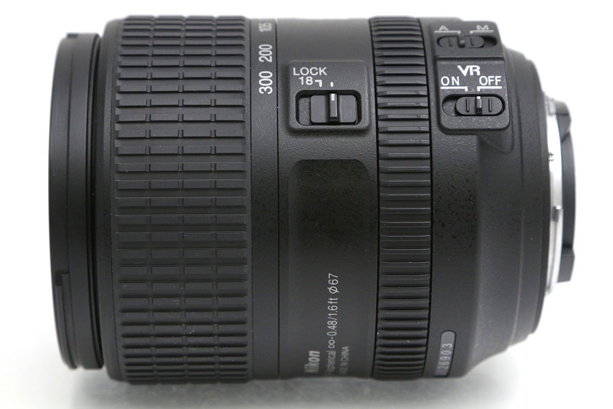 AF-S DX NIKKOR 18-300mm f/3.5-5.6G ED VR CA01-B1321-2O3