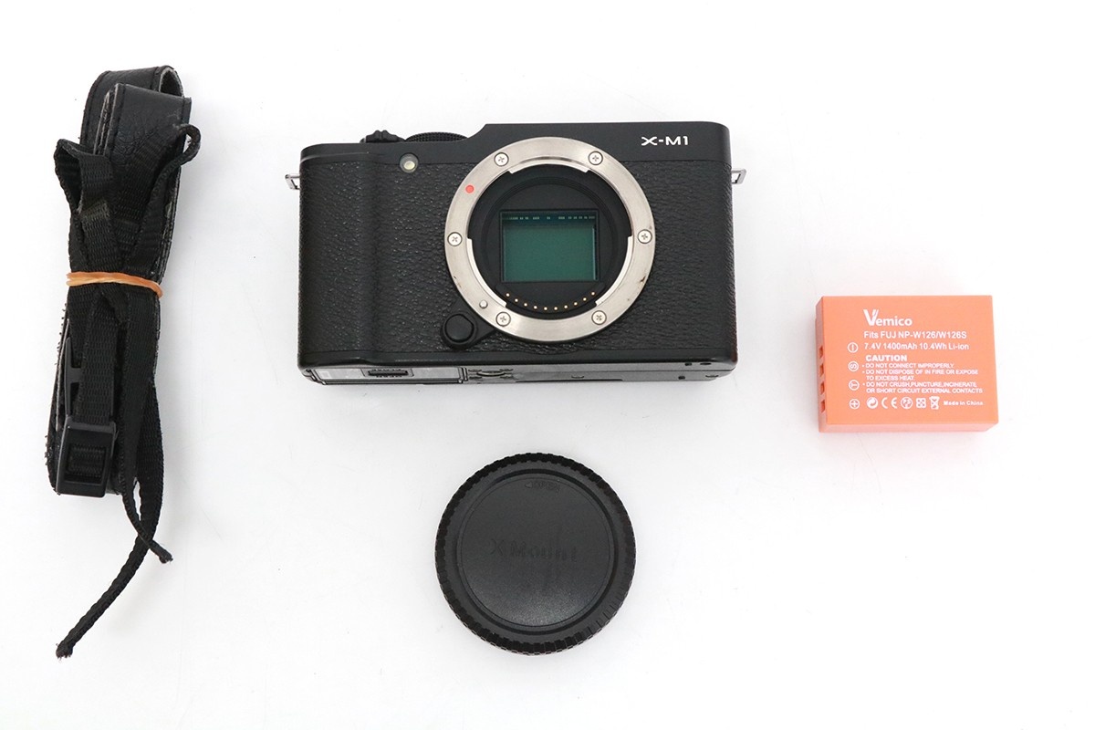 X-M1 ボディ ブラック CA01-M4262-2P2B-ψ