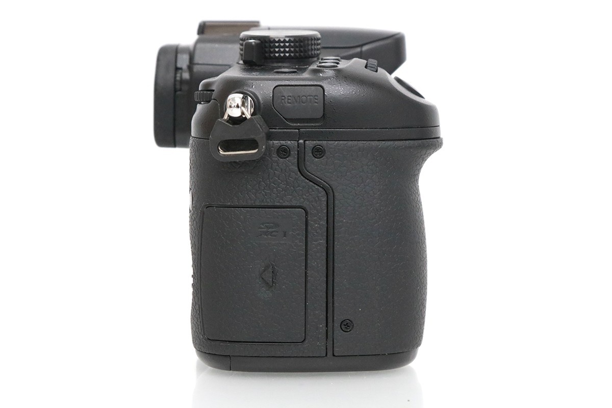 LUMIX DMC-GH3 ボディ バッテリーグリップ DMW-BGGH3付 CA01-M4264-3U4A
