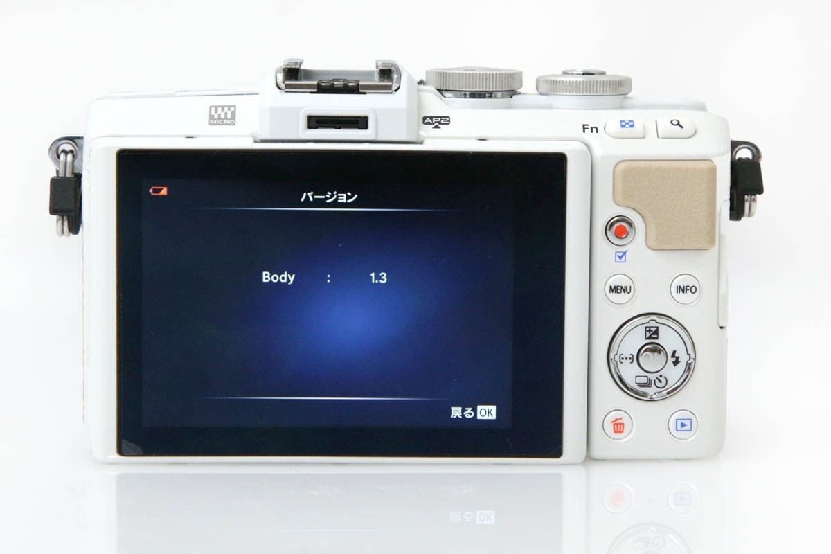 PEN Lite E-PL7 EZダブルズームキット CA01-R1343-2Q3