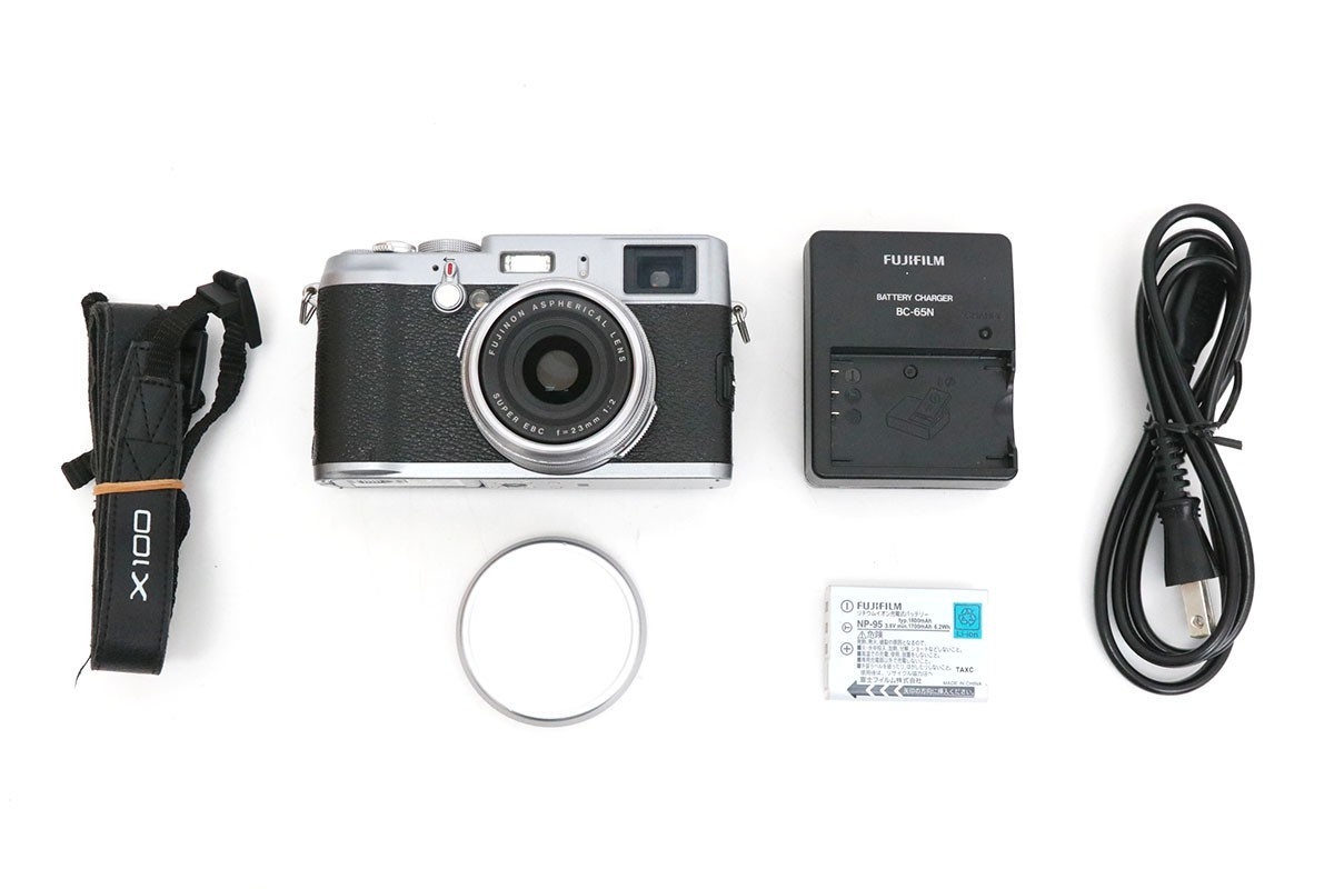 FinePix X100 CA01-M4310-2Q1A