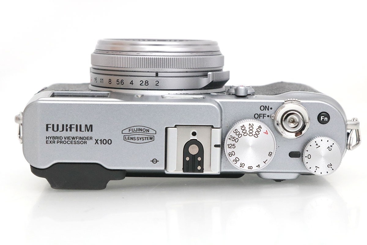 FinePix X100 CA01-M4310-2Q1A