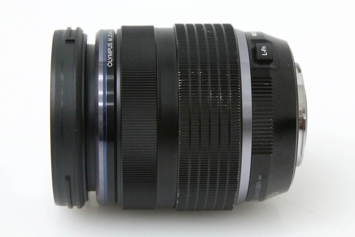 M.ZUIKO DIGITAL ED 12-40mm F2.8 PRO CA01-R1376-2O3C-ψ