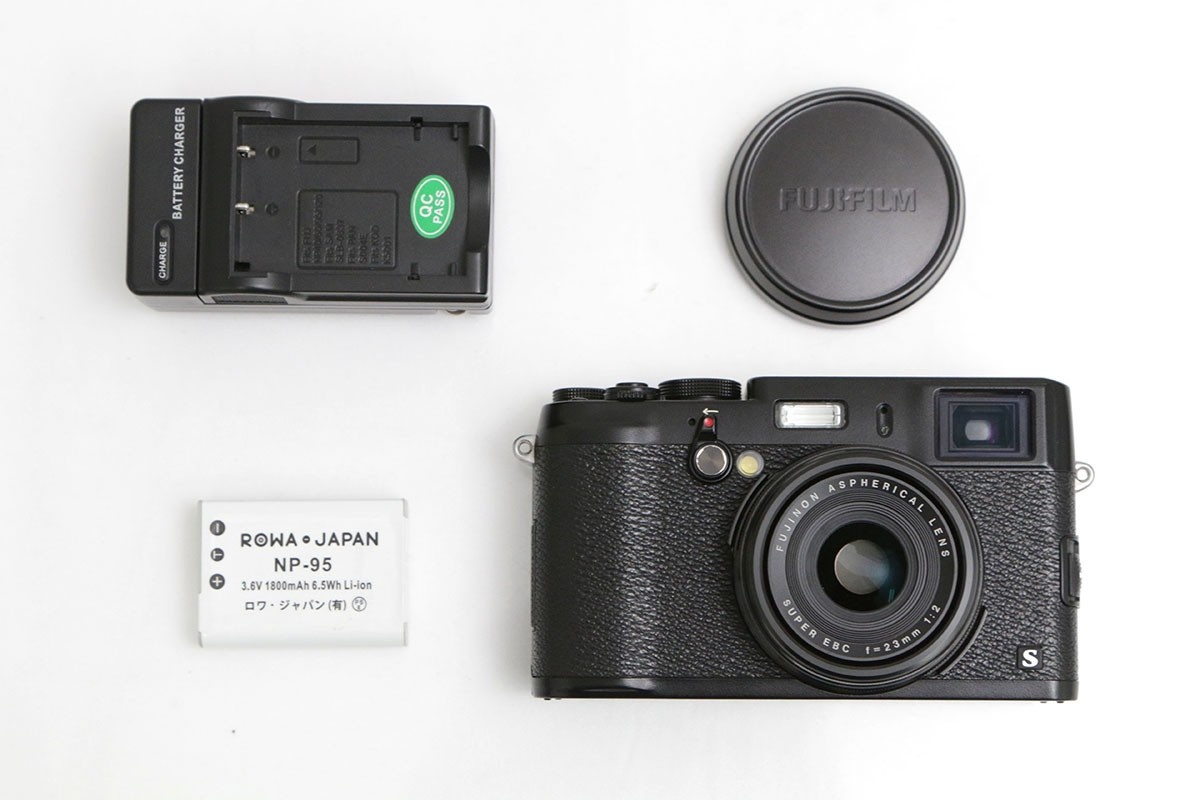 X100S ブラック リミテッドエディション CA01-B1991-2P2A