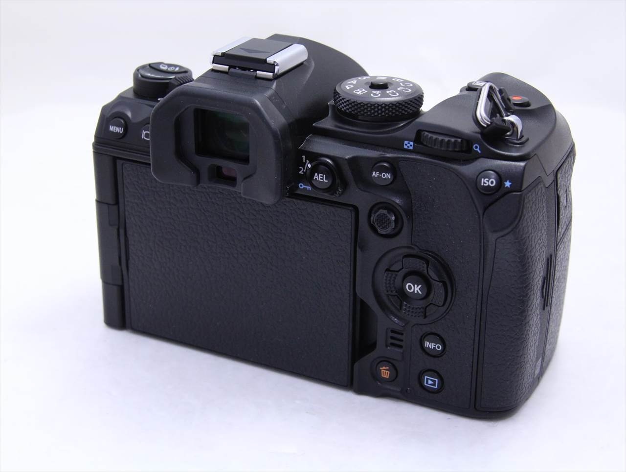 【中古】 オリンパス・OMシステム(olympus・OM SYSTEM) OM SYSTEM OM-1 Mark II