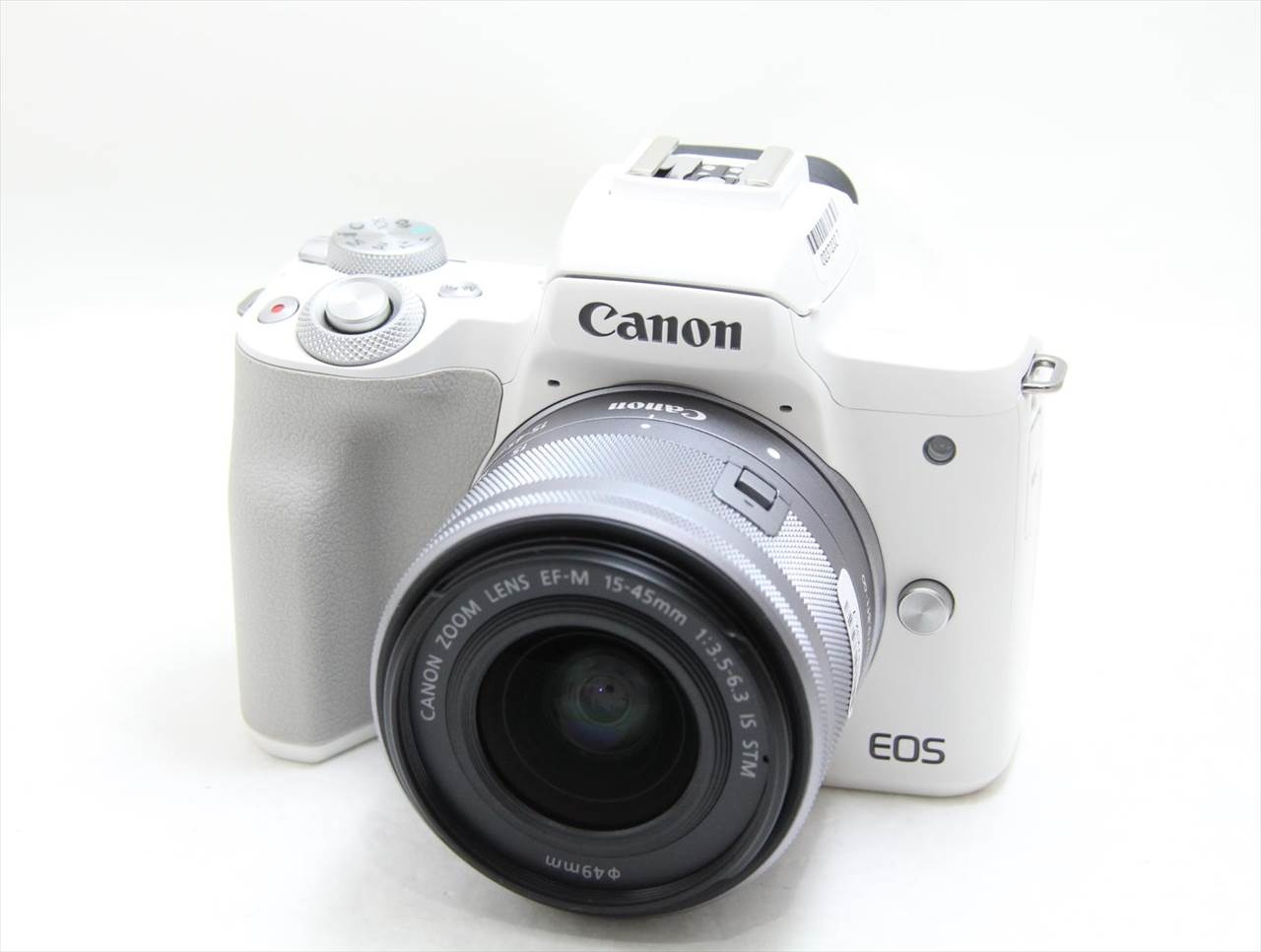 【中古】 キヤノン(canon) EOS Kiss M2 EF-M15-45 IS STM レンズキット [ホワイト]