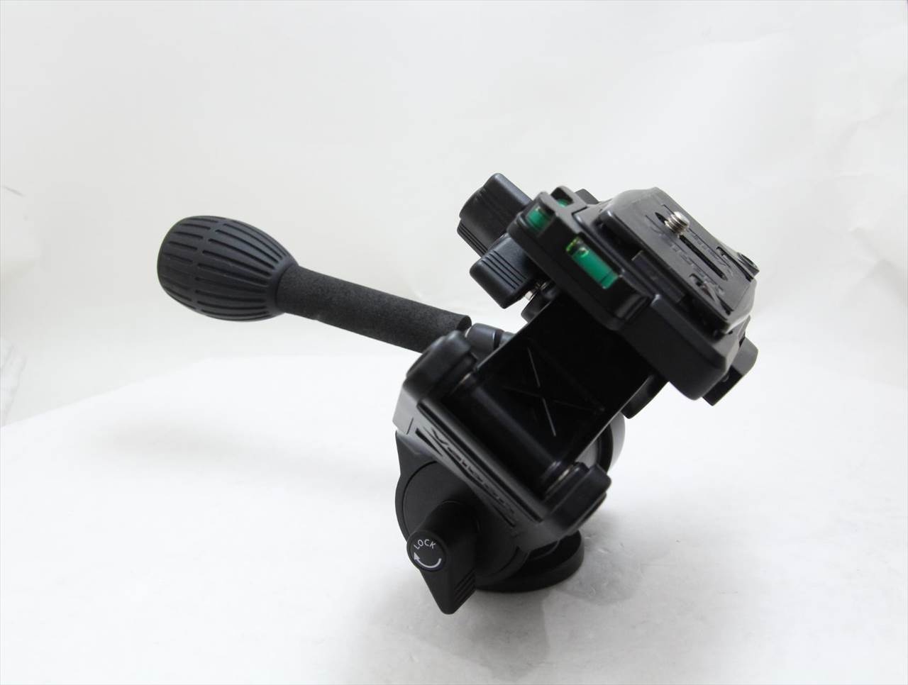 【中古】 ベルボン(velbon) リボルビング雲台 PHD-66Q